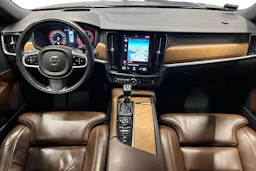 harmaa Volvo S90 2018 kuva 9.