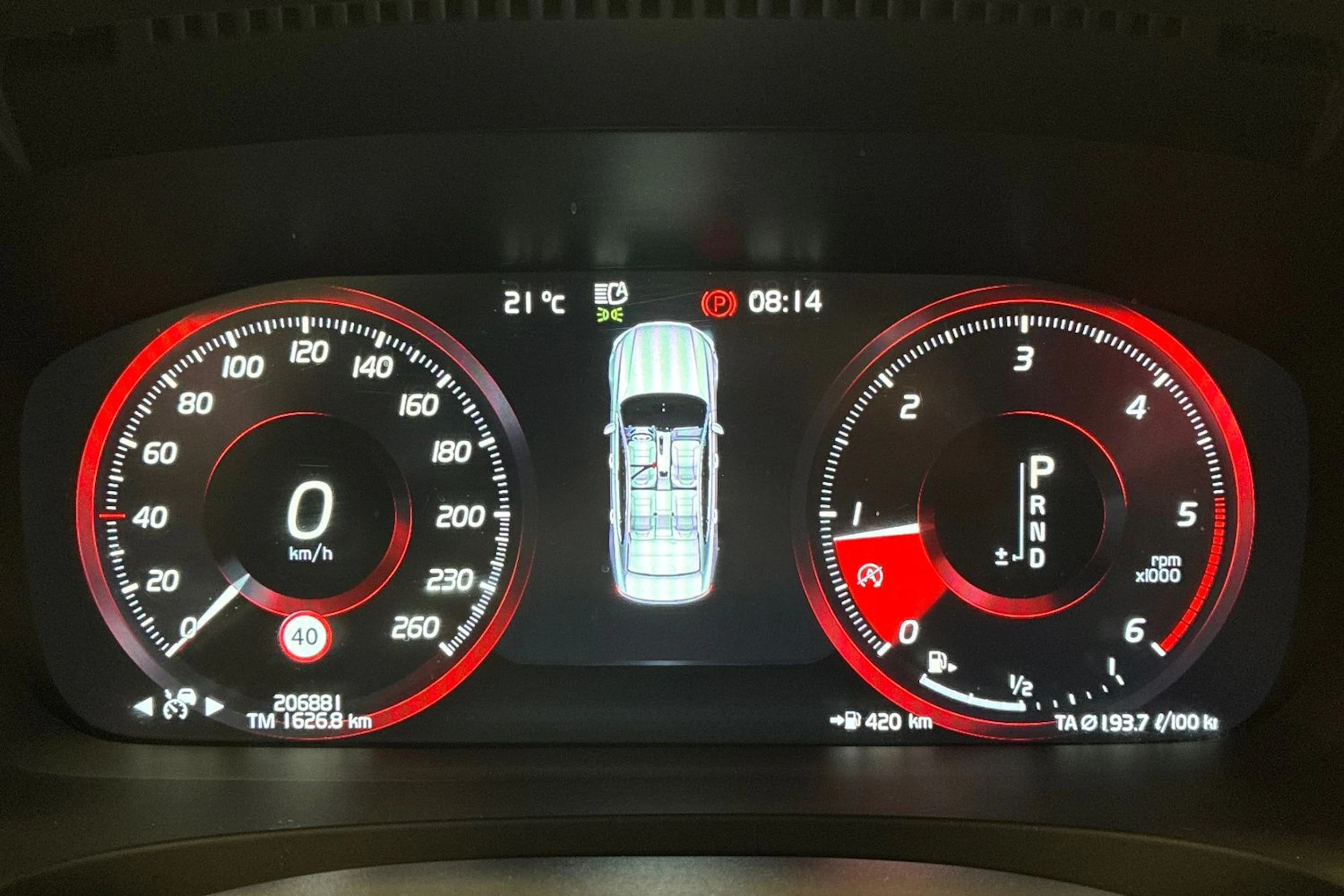 harmaa Volvo S90 2018 kuva 17.