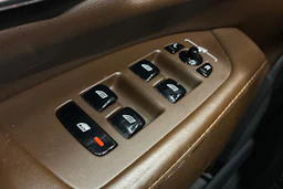 harmaa Volvo S90 2018 kuva 21.
