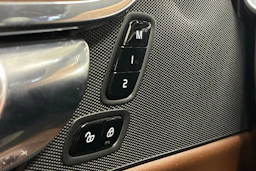 harmaa Volvo S90 2018 kuva 22.