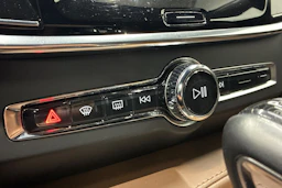 harmaa Volvo S90 2018 kuva 24.