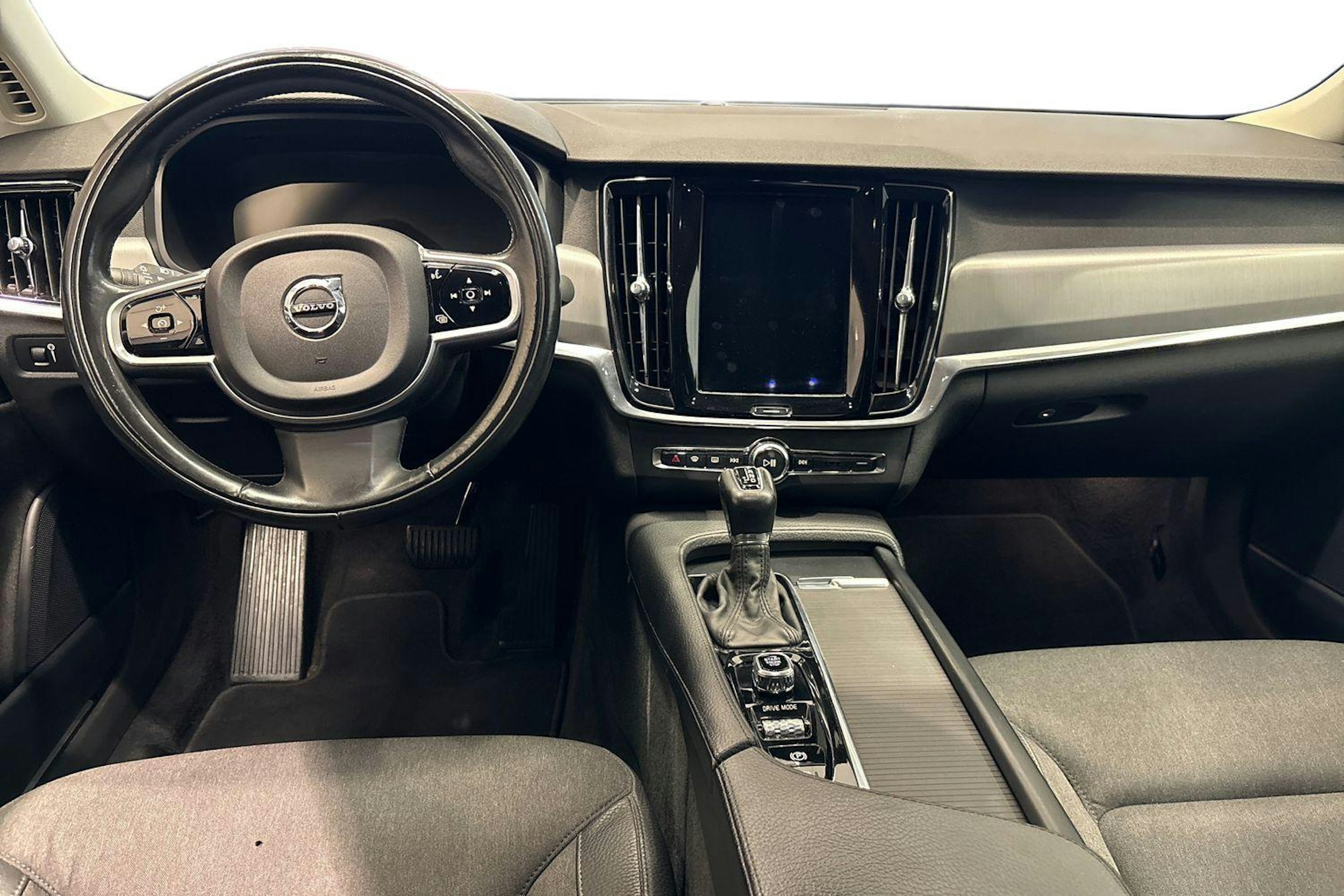 hopea Volvo S90 2018 kuva 9.