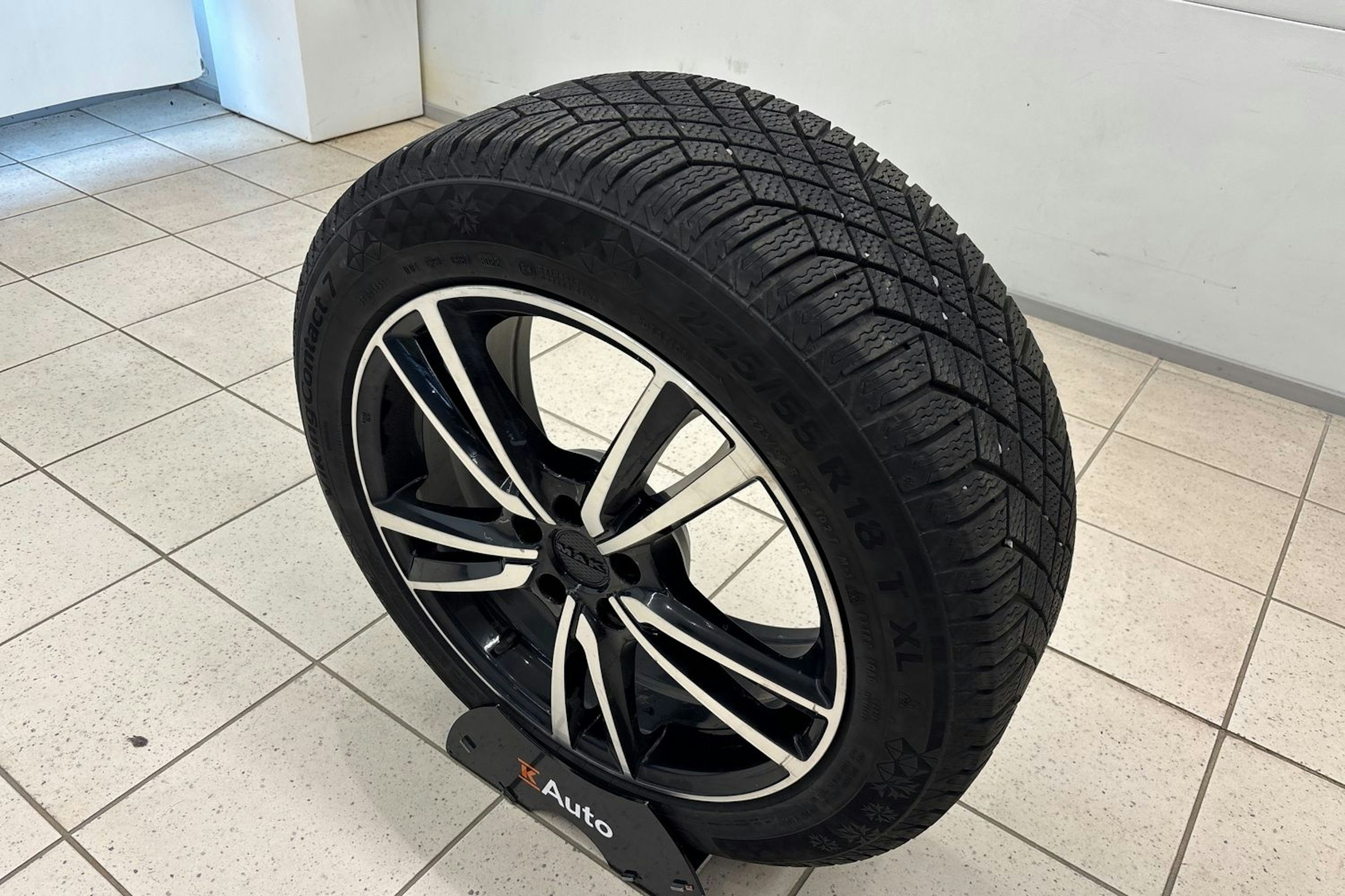 hopea Volvo S90 2018 kuva 13.