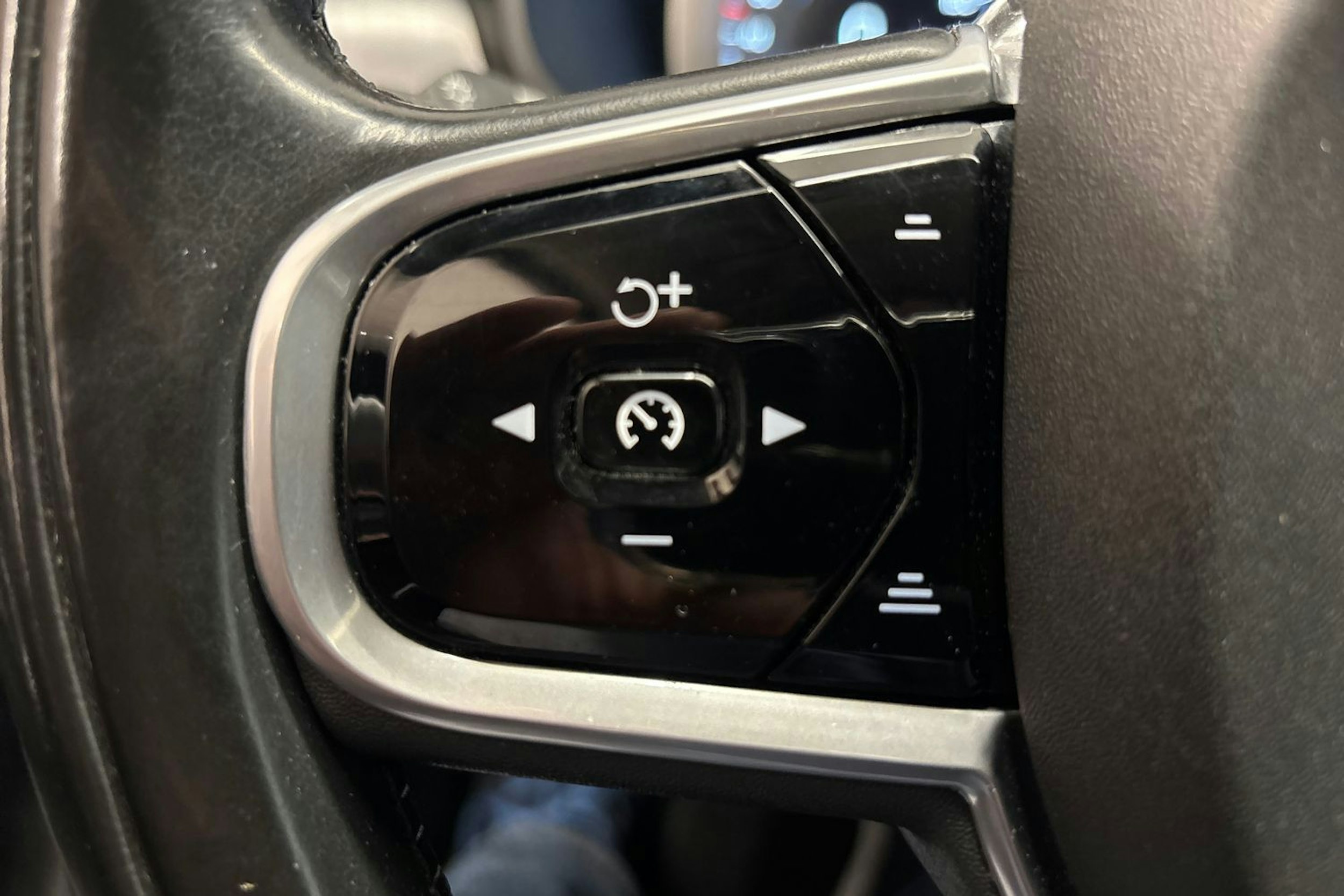 hopea Volvo S90 2018 kuva 15.