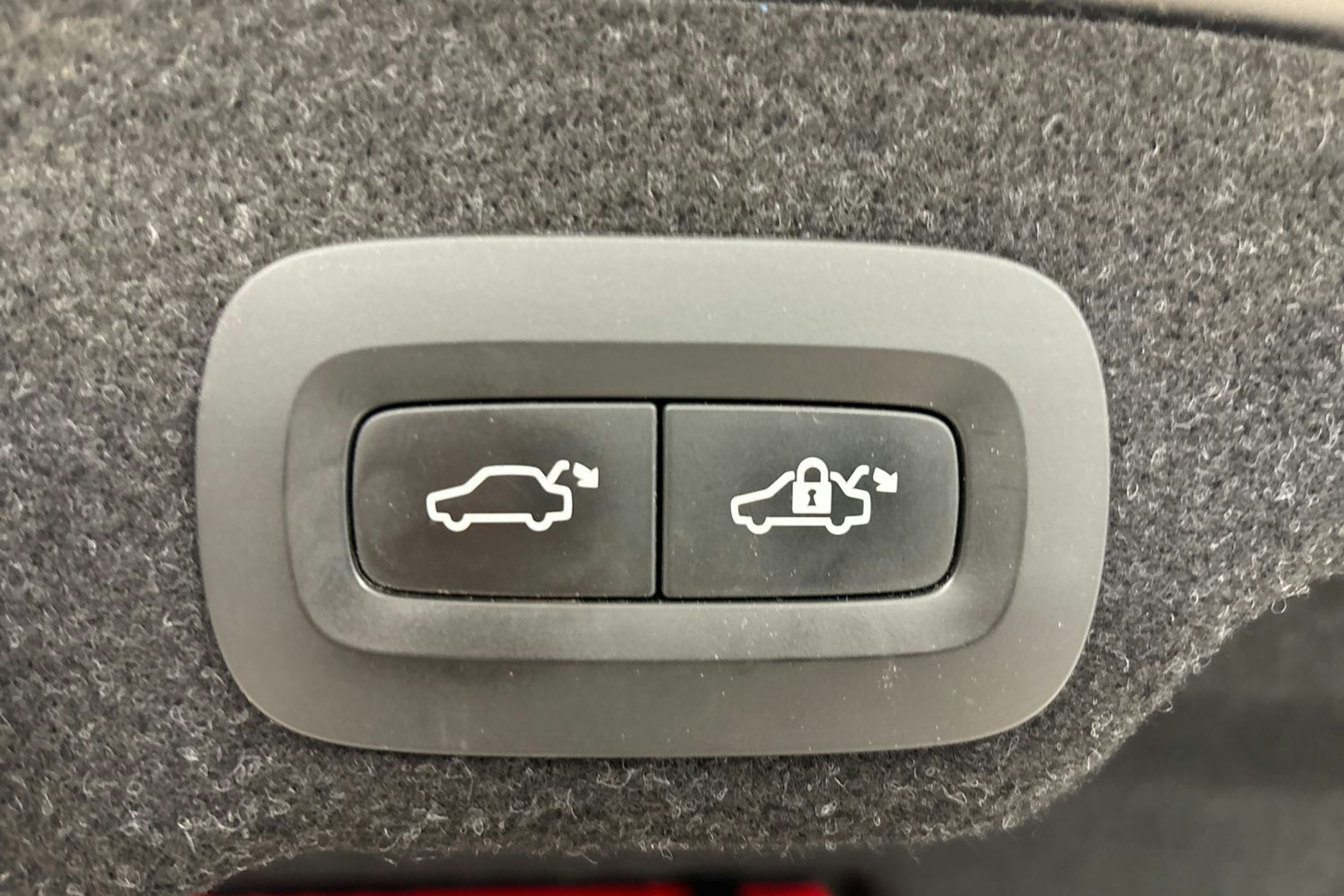 hopea Volvo S90 2018 kuva 21.