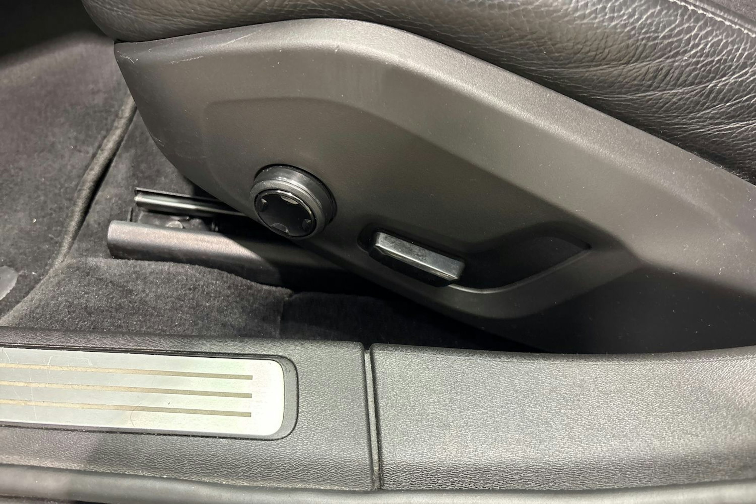 hopea Volvo S90 2018 kuva 23.