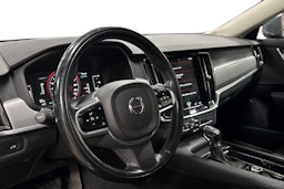 Harmaa Volvo S90 2018 kuva 3.