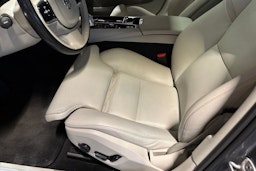 harmaa Volvo S90 2018 kuva 21.