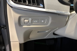 harmaa Volvo S90 2018 kuva 23.