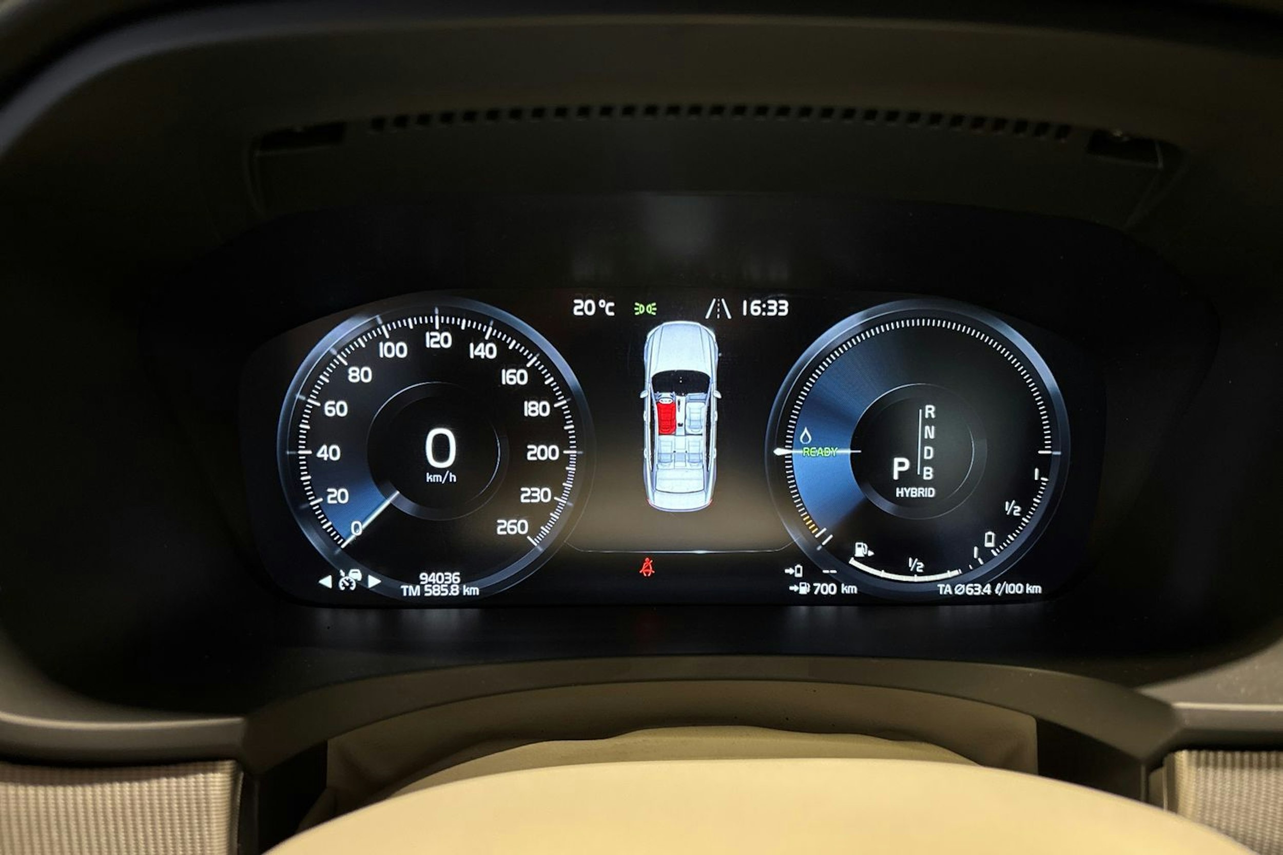 harmaa Volvo S90 2018 kuva 26.