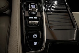 harmaa Volvo S90 2018 kuva 31.