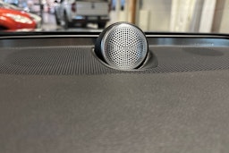 harmaa Volvo S90 2018 kuva 32.