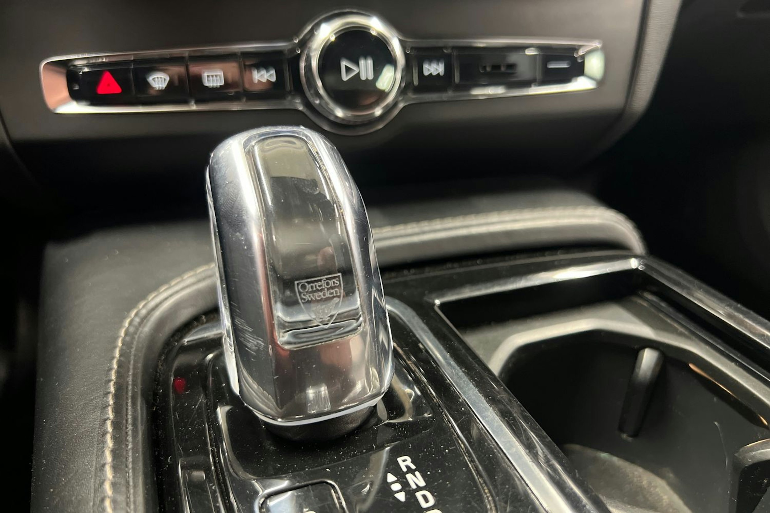 Harmaa Volvo S90 2018 kuva 10.