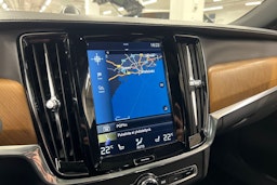 Harmaa Volvo S90 2018 kuva 17.