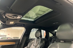 Harmaa Volvo S90 2018 kuva 18.