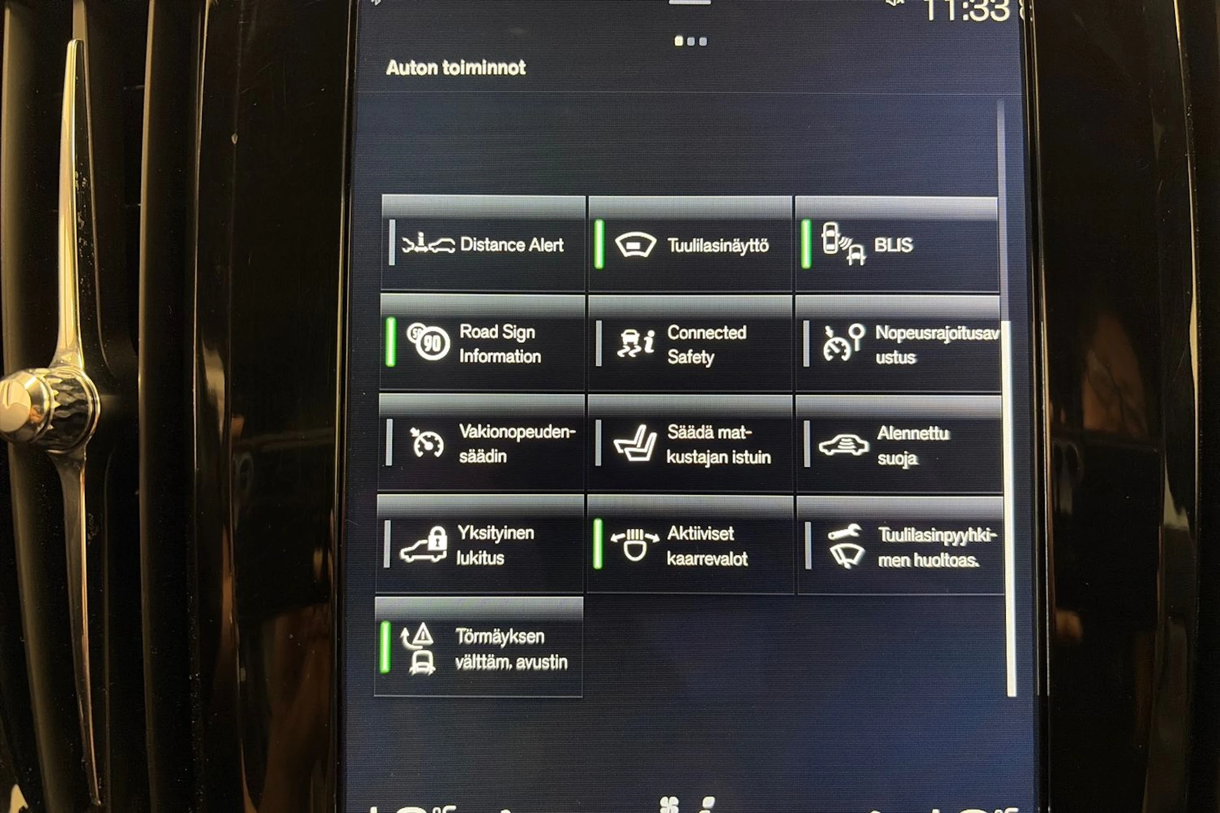 Harmaa Volvo S90 2018 kuva 25.