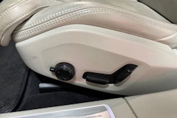 ruskea Volvo S90 2018 kuva 18.