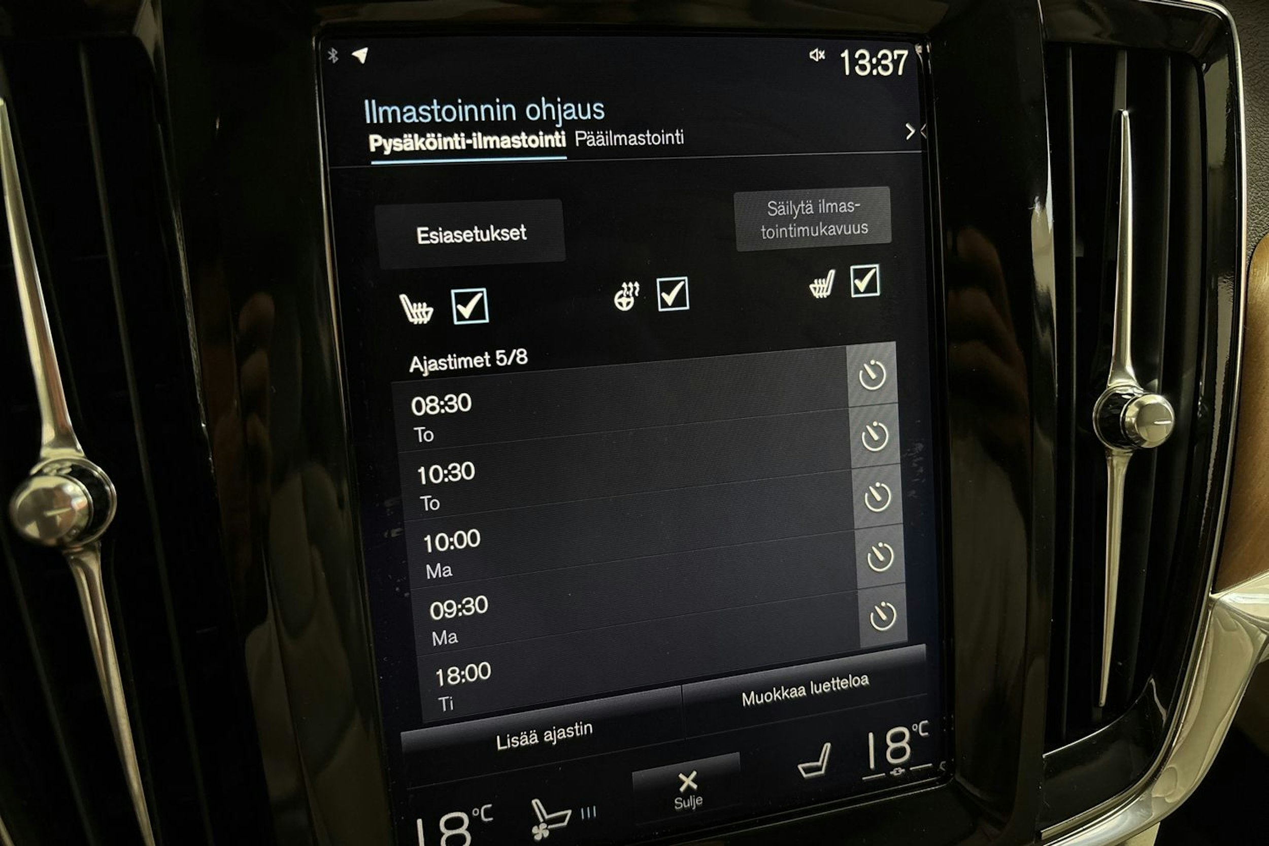 ruskea Volvo S90 2018 kuva 22.