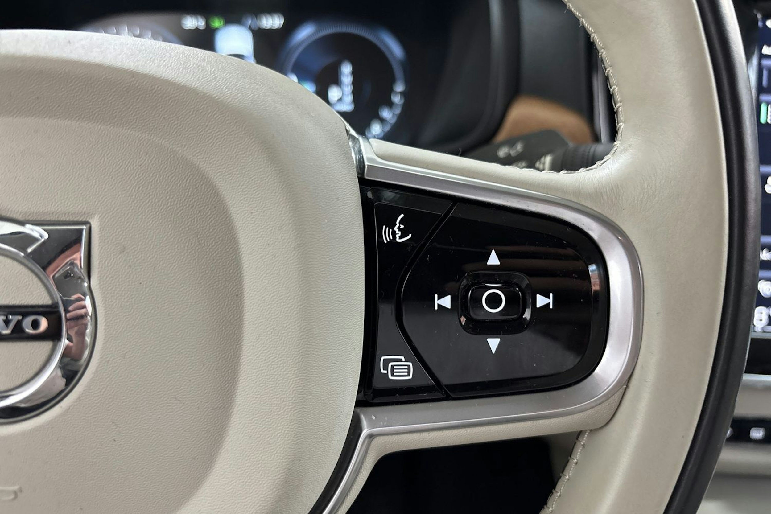 ruskea Volvo S90 2018 kuva 25.