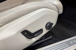 ruskea Volvo S90 2018 kuva 30.