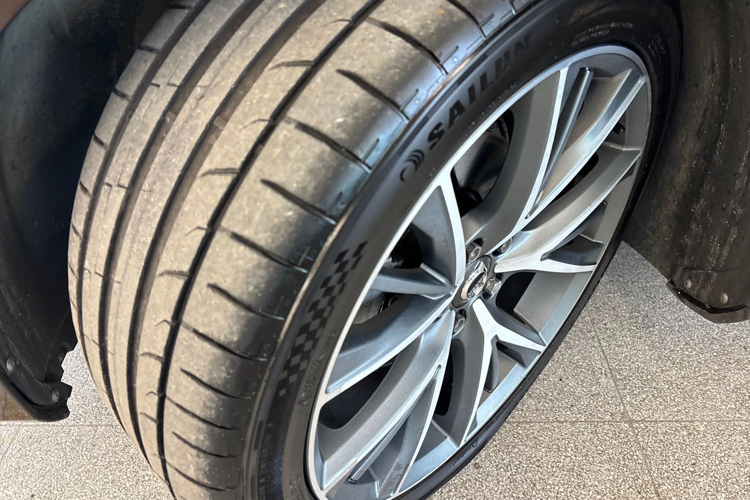 ruskea (beige) Volvo S90 2018 kuva 10.