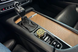ruskea (beige) Volvo S90 2018 kuva 17.