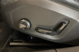 ruskea (beige) Volvo S90 2018 kuva 19.