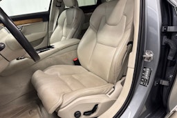 harmaa Volvo S90 2018 kuva 14.