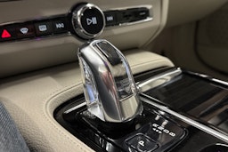 harmaa Volvo S90 2018 kuva 19.