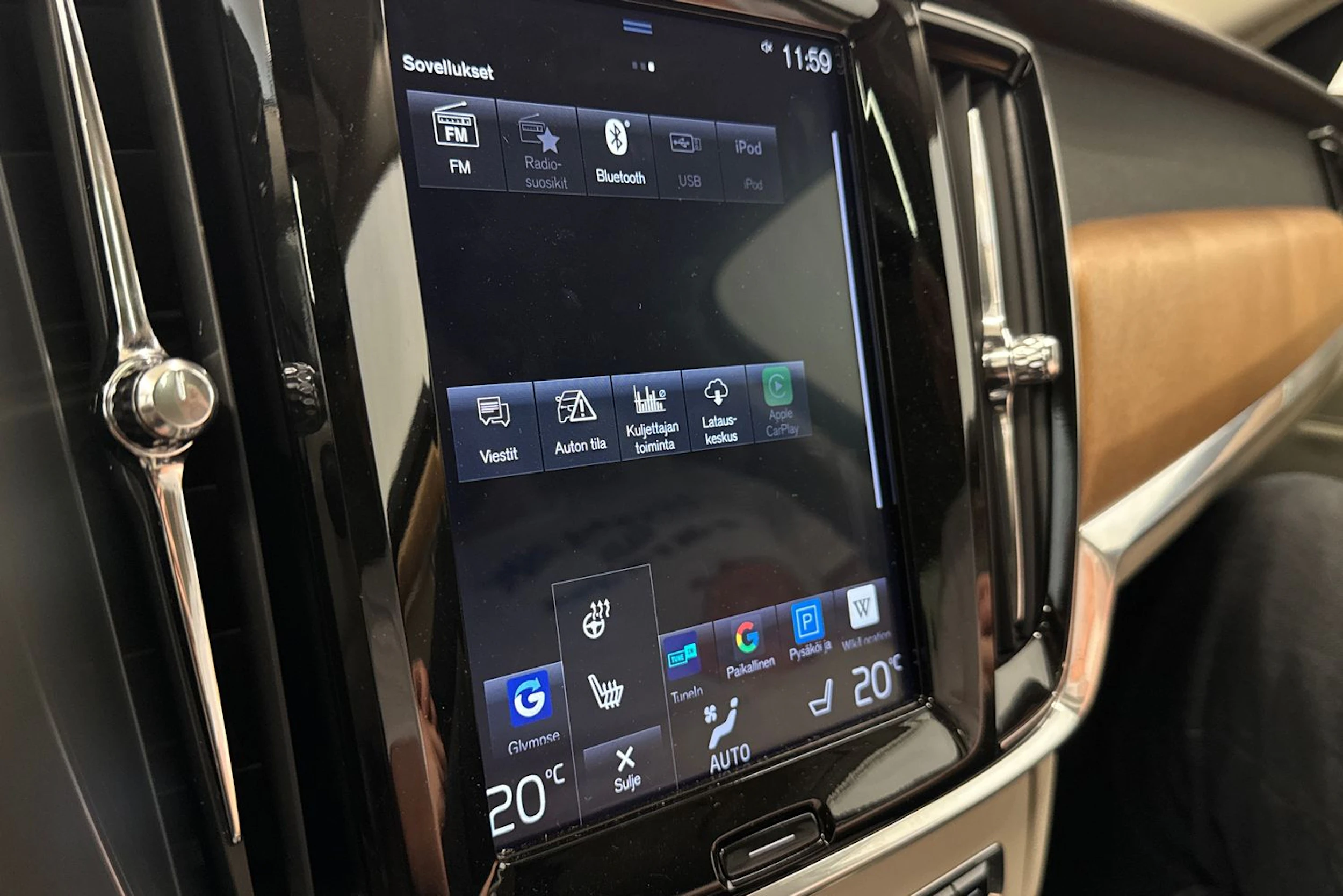 harmaa Volvo S90 2018 kuva 23.