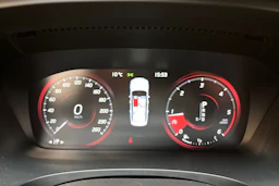 musta Volvo S90 2019 kuva 19.