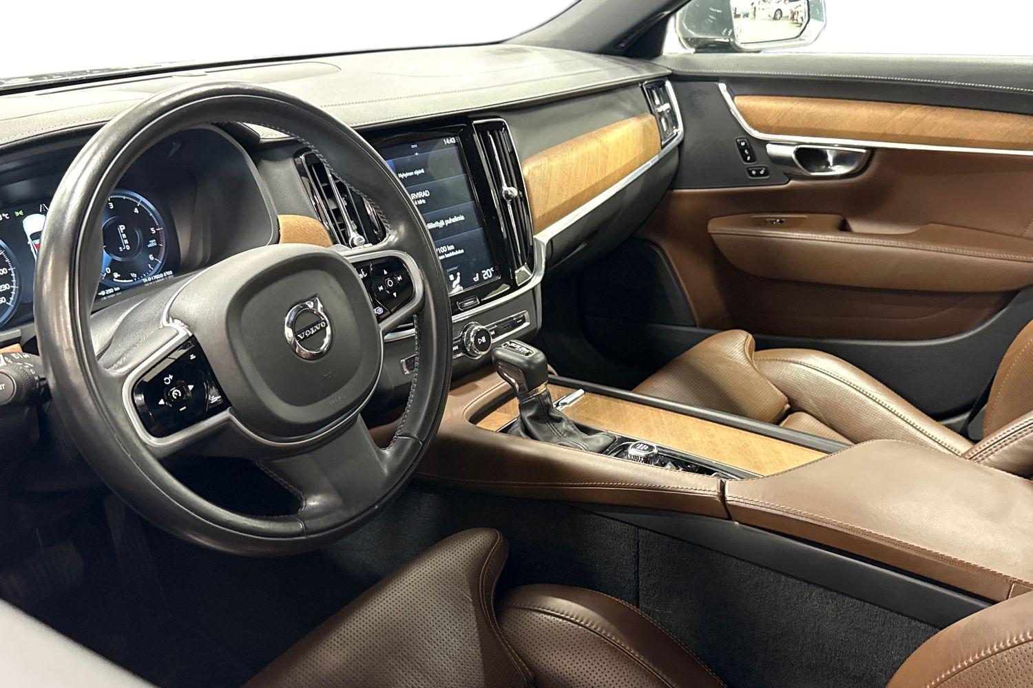 Volvo S90 D5 AWD Inscription Aut. 2019, kuva 6/26