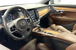 harmaa Volvo S90 2019 kuva 6.