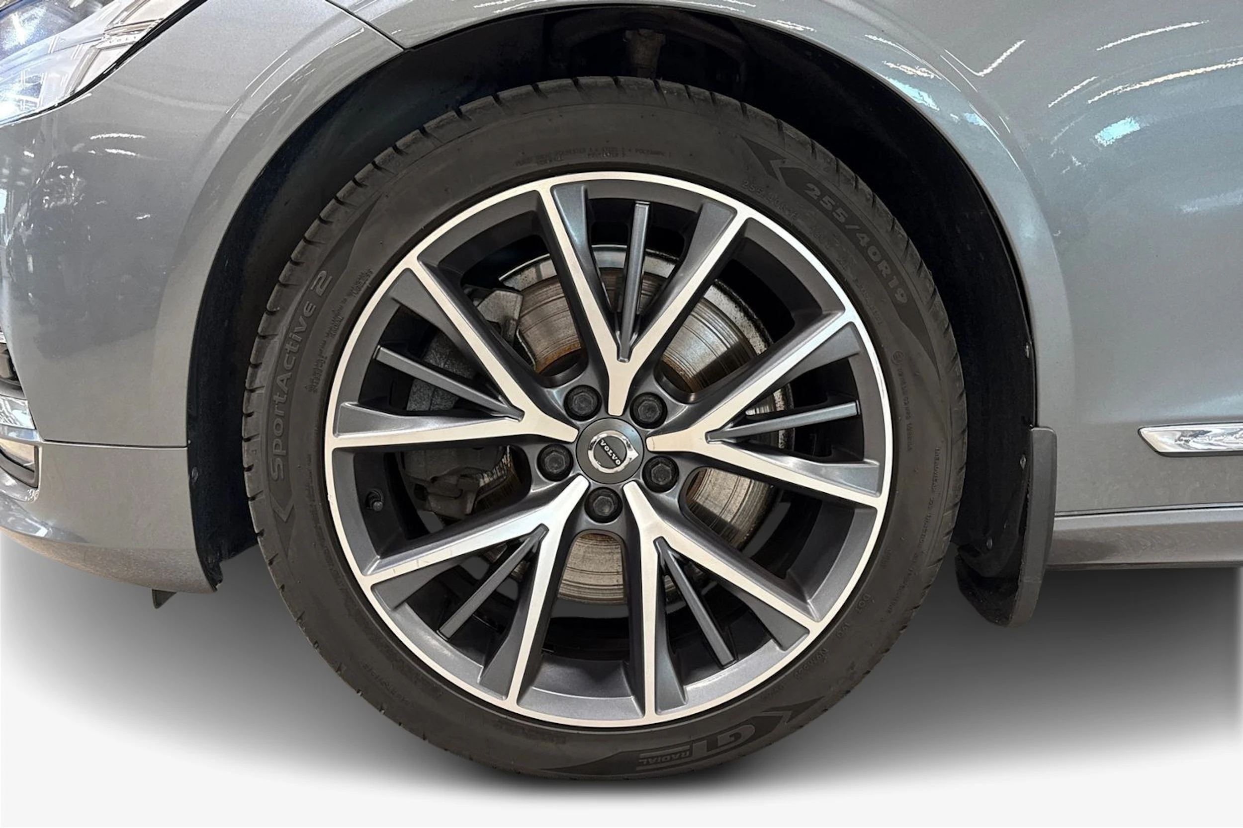harmaa Volvo S90 2019 kuva 9.