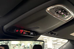 harmaa Volvo S90 2019 kuva 23.