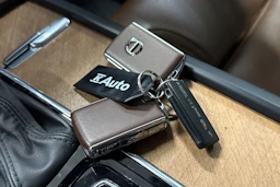 harmaa Volvo S90 2019 kuva 26.