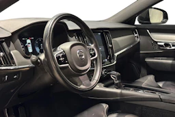 met. musta Volvo S90 2019 kuva 6.