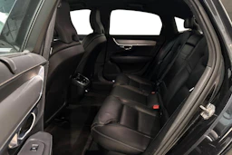 met. musta Volvo S90 2019 kuva 8.