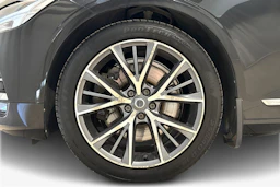 met. musta Volvo S90 2019 kuva 9.