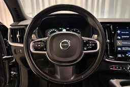 met. musta Volvo S90 2019 kuva 18.