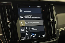 met. musta Volvo S90 2019 kuva 24.