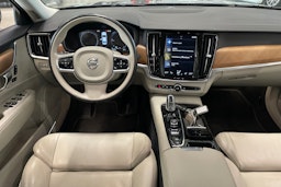 musta Volvo S90 2019 kuva 7.