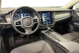 valkoinen Volvo S90 2019 kuva 6.