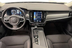 valkoinen Volvo S90 2019 kuva 7.