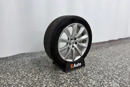 valkoinen Volvo S90 2019 kuva 10.