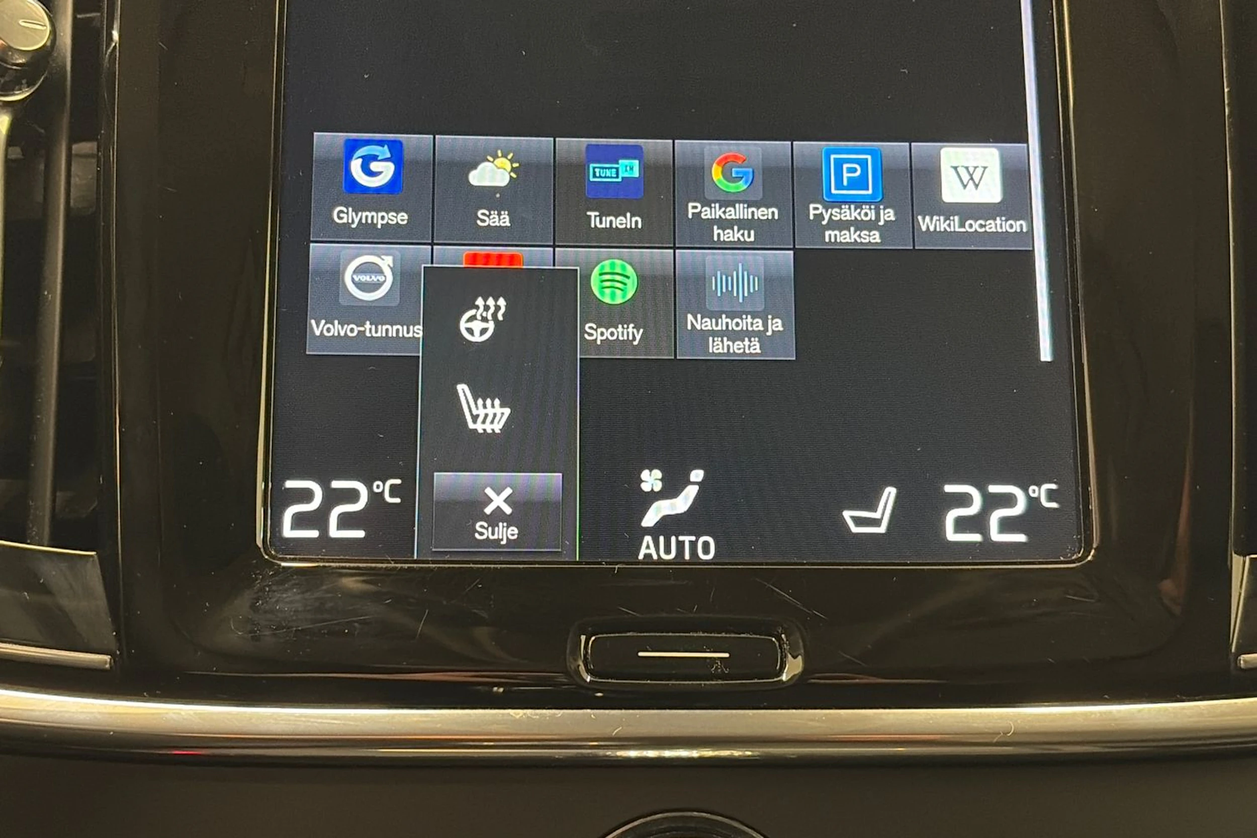 valkoinen Volvo S90 2019 kuva 23.