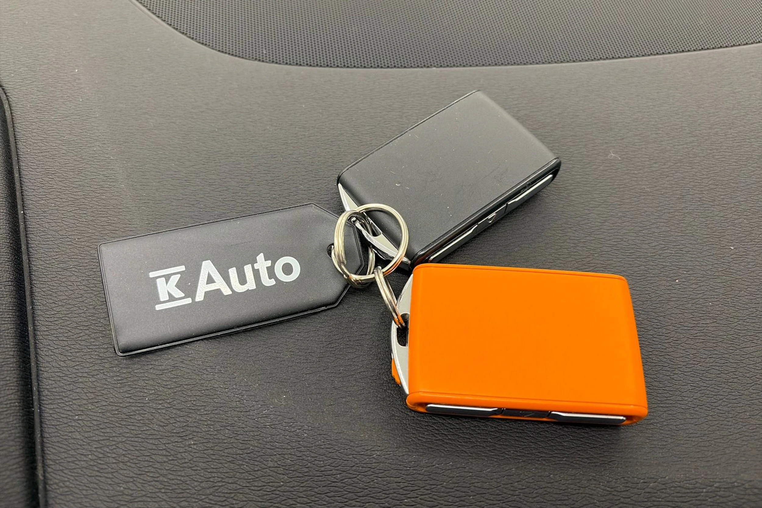 valkoinen Volvo S90 2019 kuva 29.