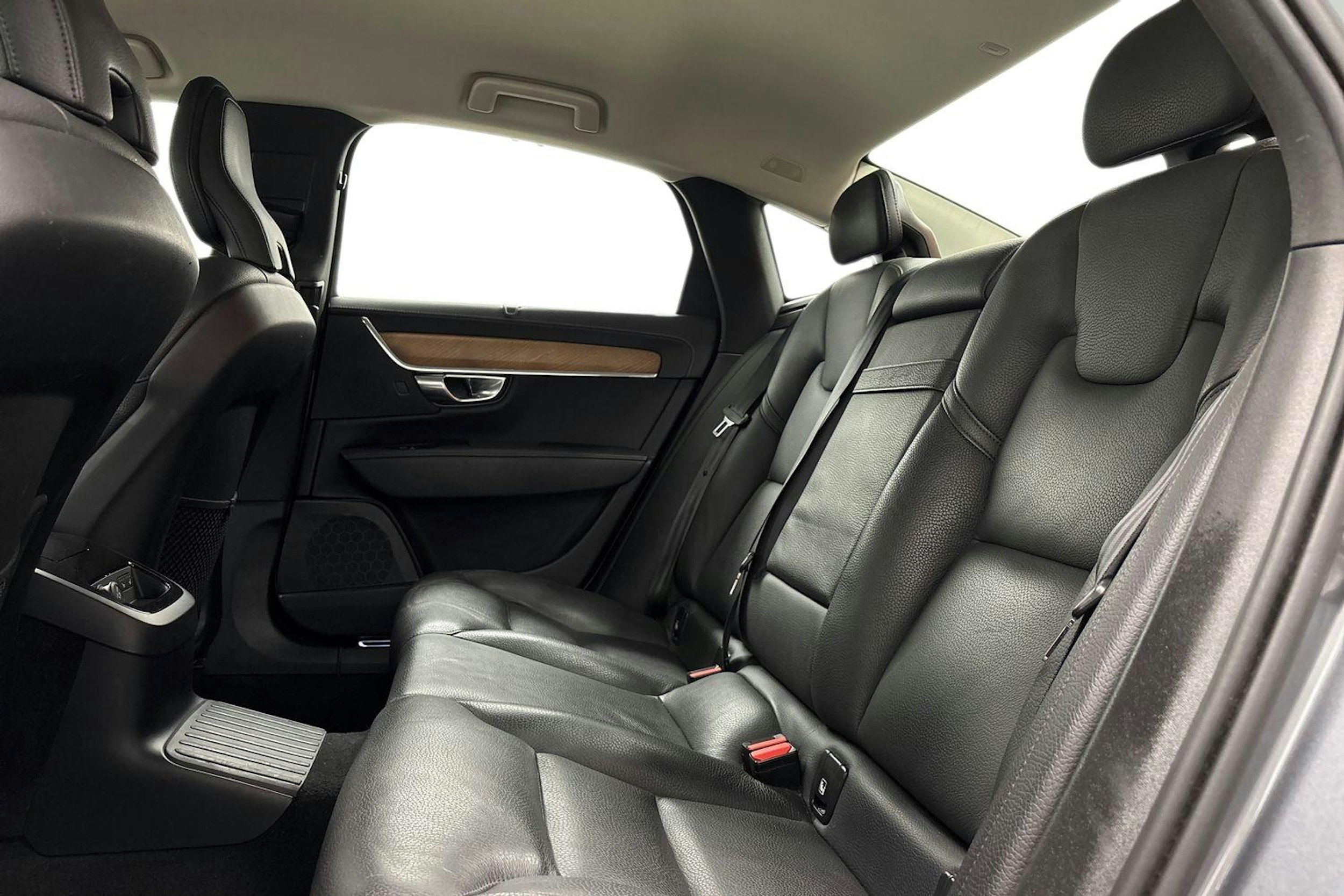 harmaa Volvo S90 2019 kuva 10.