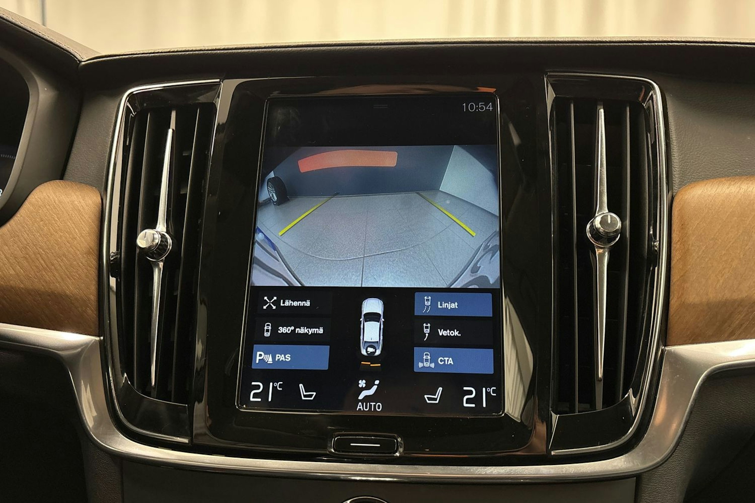 harmaa Volvo S90 2019 kuva 21.