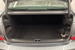 harmaa Volvo S90 2019 kuva 24.